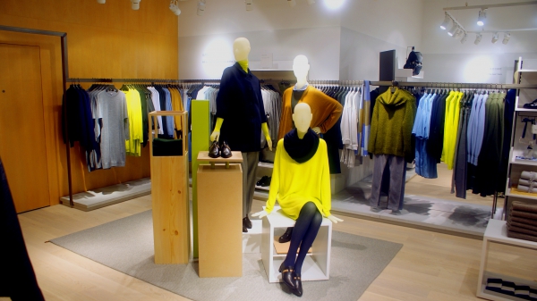 COS服裝專賣店-室內效果圖